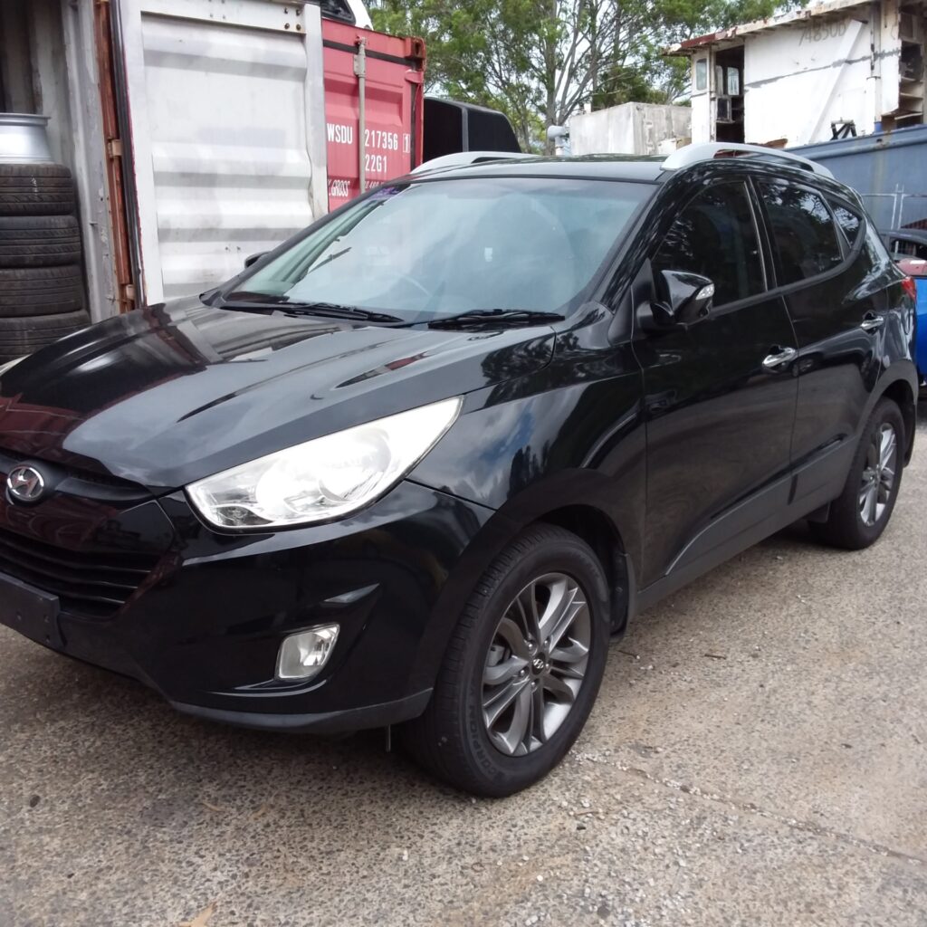 Wrecking  Hyundai 2014 ix35